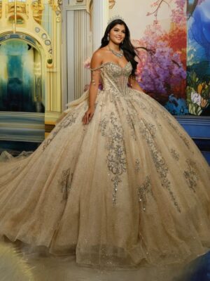 Vestido de quinceañera PR30231 de Princesa by Ariana Vara con falda amplia, pedrería y cintura vasca - Modas y Confecciones Beatriz